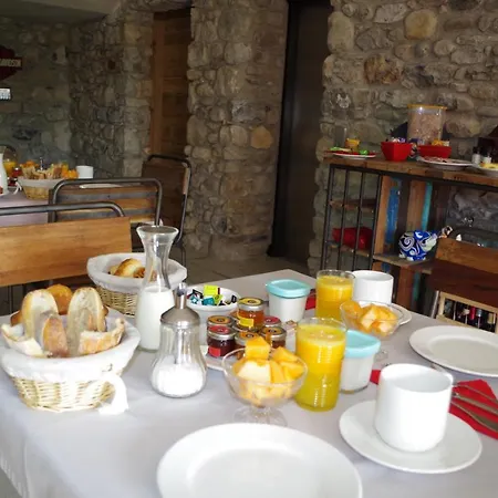 Le Paon Bleu Annecy 4* Poisy